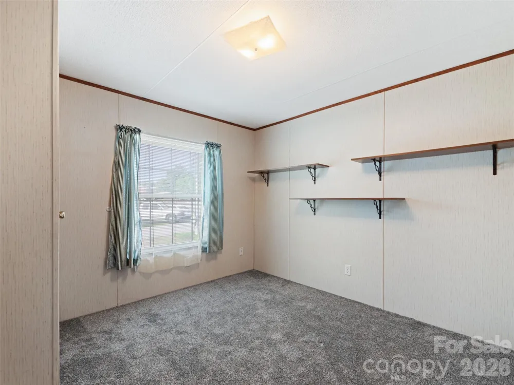39 Spruce Street Waynesville, NC 28786