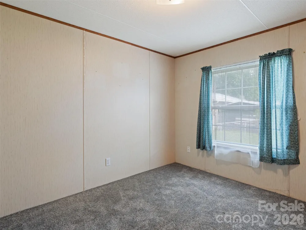 39 Spruce Street Waynesville, NC 28786