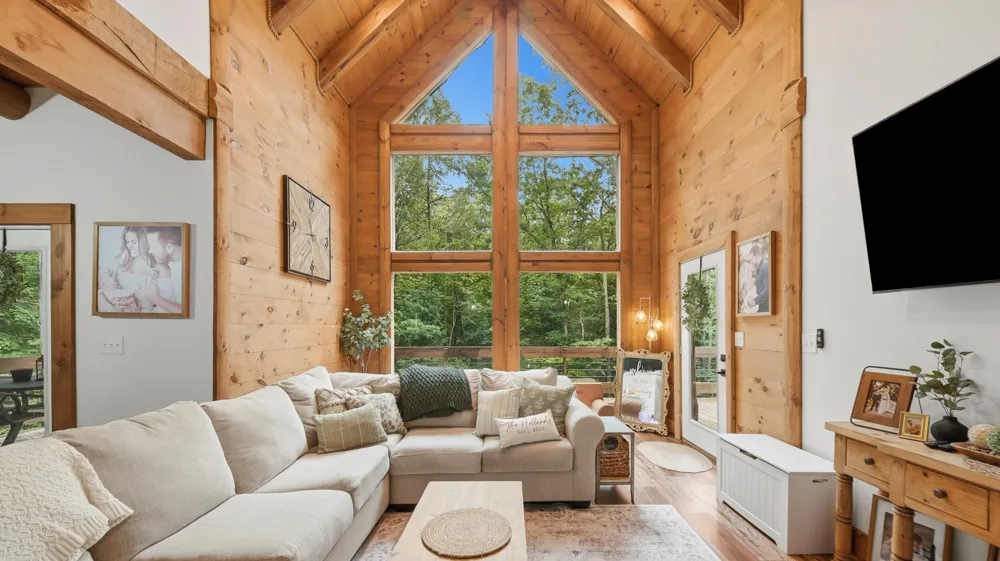 700 Upper Firetower Road Sequatchie, TN 37374