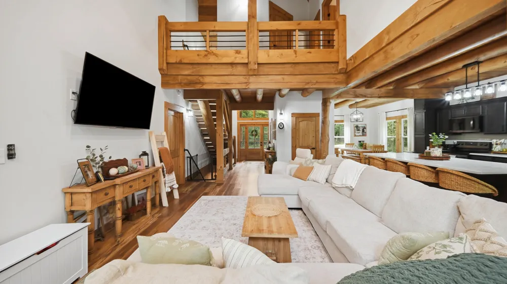 700 Upper Firetower Road Sequatchie, TN 37374
