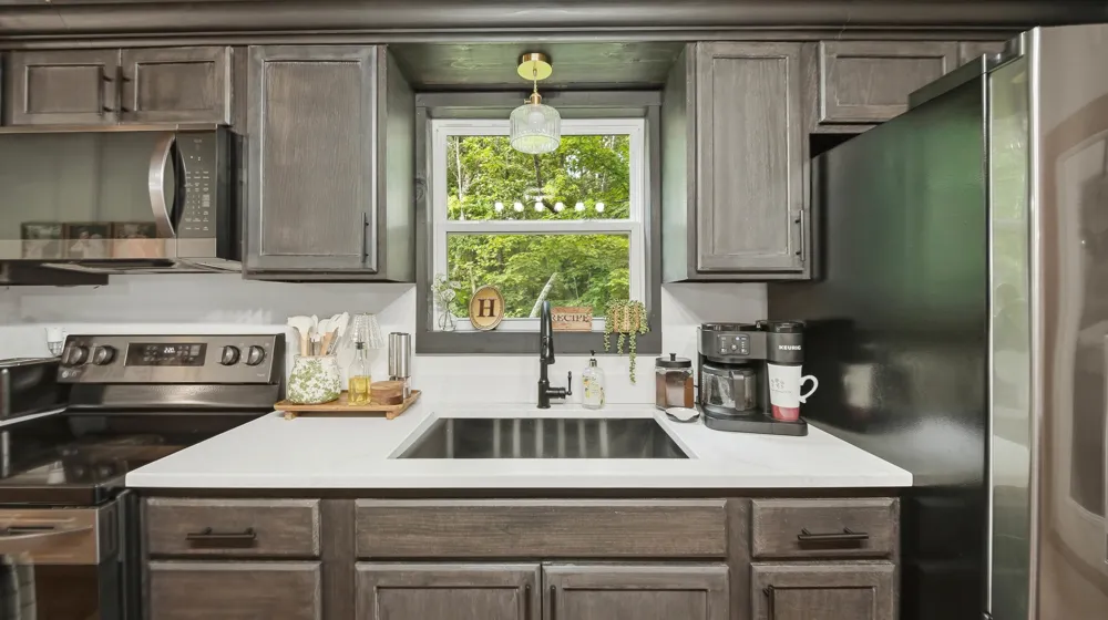 700 Upper Firetower Road Sequatchie, TN 37374