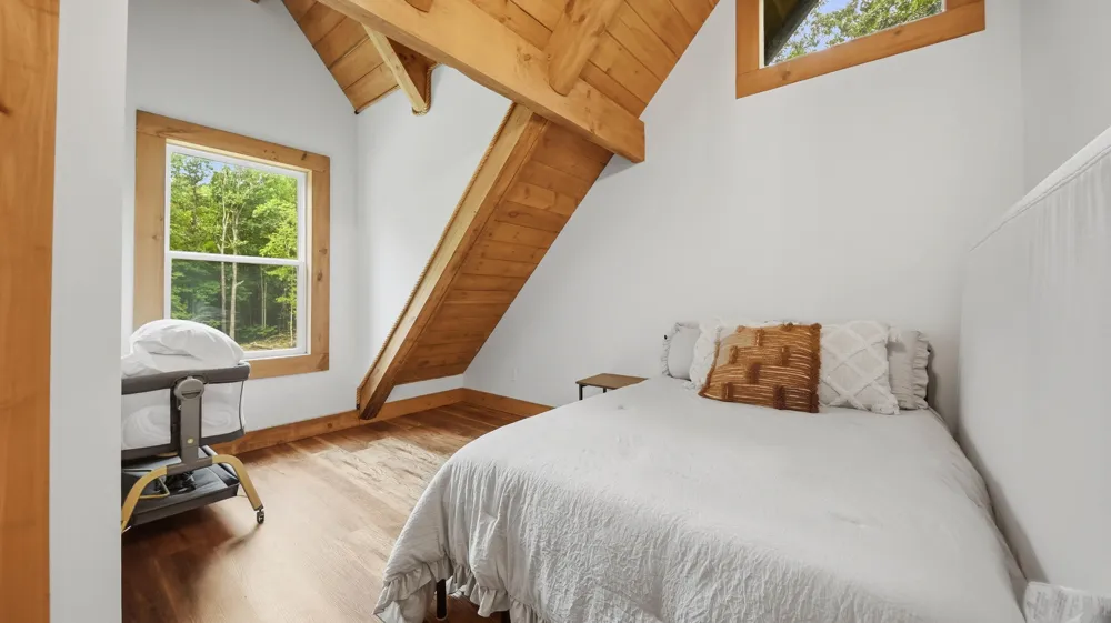 700 Upper Firetower Road Sequatchie, TN 37374