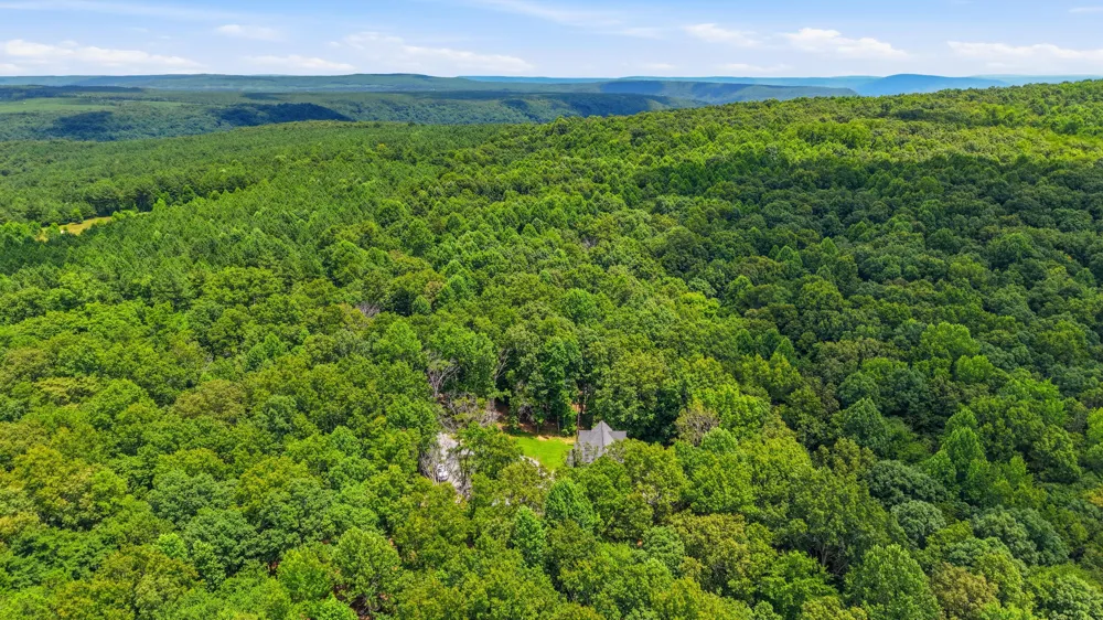700 Upper Firetower Road Sequatchie, TN 37374