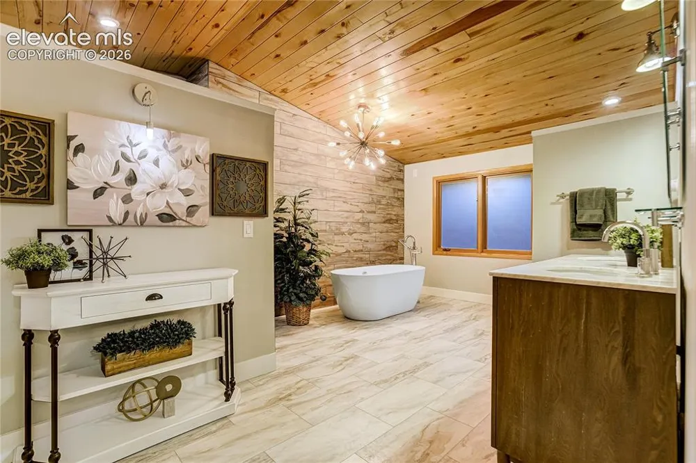1070 Hidden Valley Road Colorado Springs, CO 80919