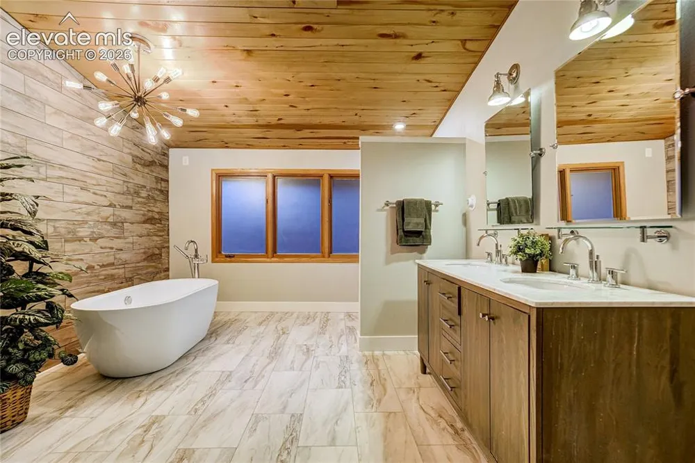 1070 Hidden Valley Road Colorado Springs, CO 80919