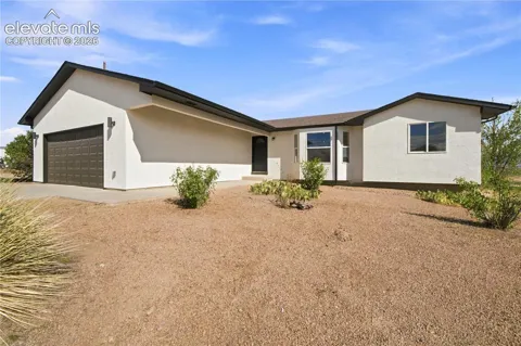 1124 E Lilac Court