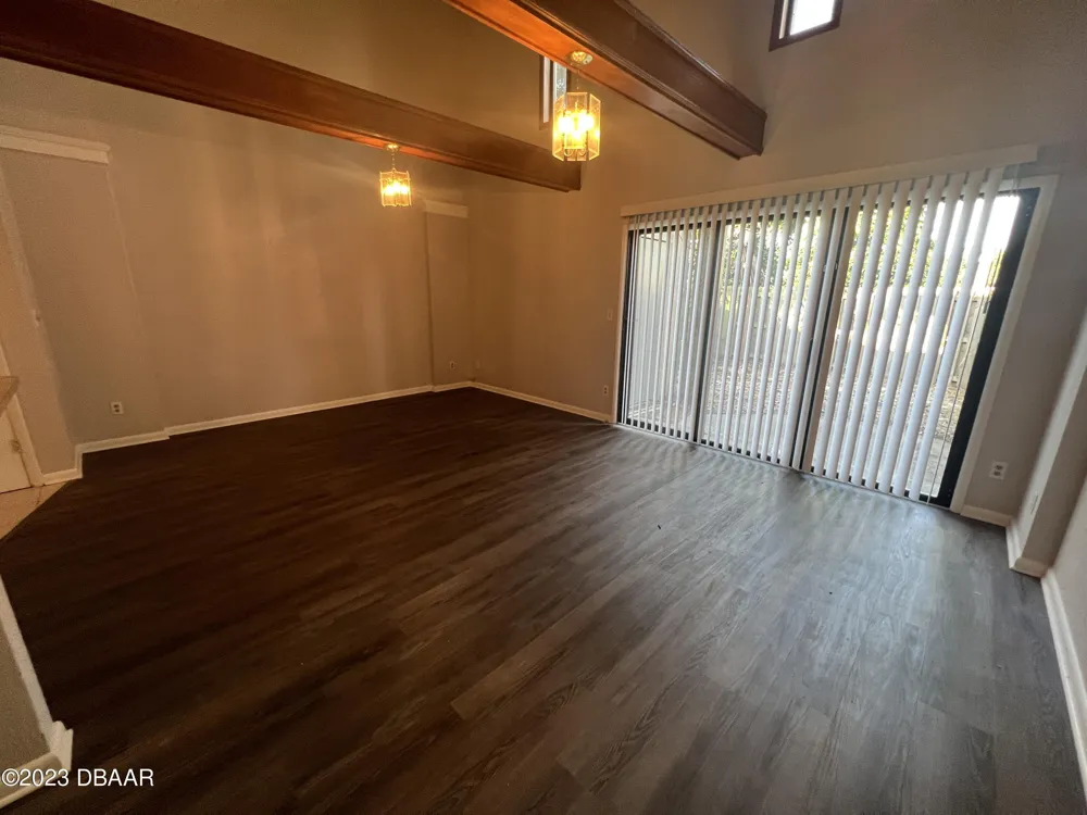 16 Oakwood Park Ormond Beach, FL 32174