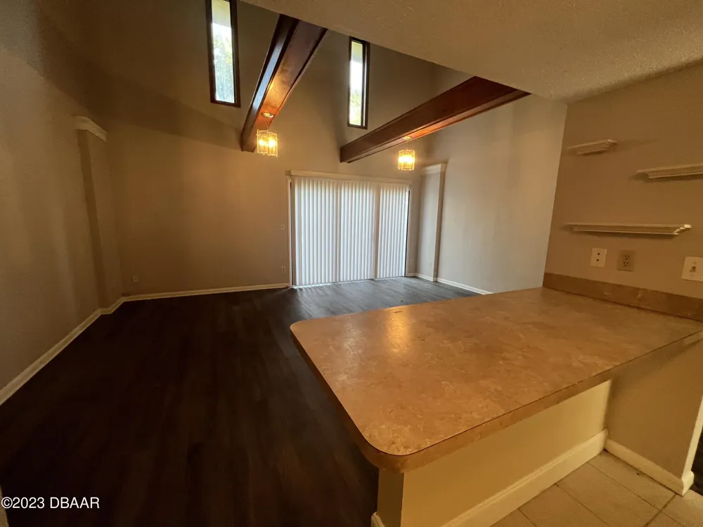 16 Oakwood Park Ormond Beach, FL 32174