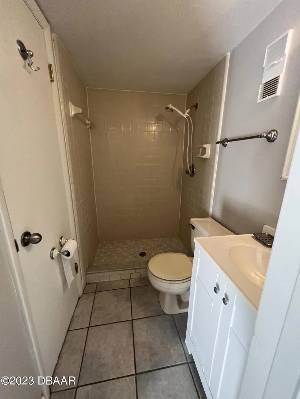 16 Oakwood Park Ormond Beach, FL 32174