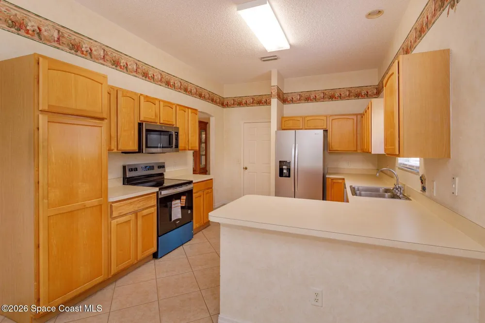 1115 Saldivar Road The Villages, FL 32159