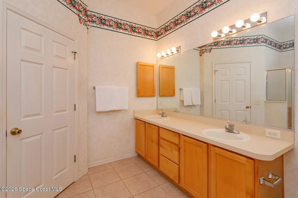 1115 Saldivar Road The Villages, FL 32159