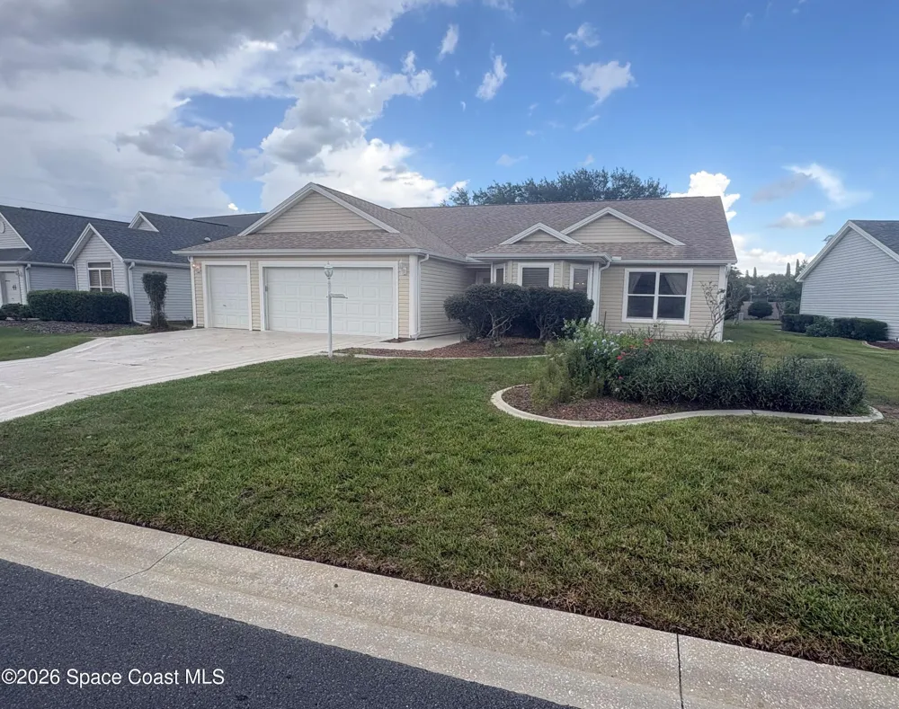 1115 Saldivar Road The Villages, FL 32159