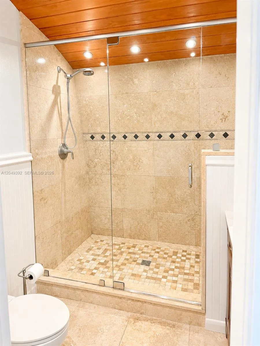 515 5th Ct Palm Beach Gardens, FL 33410