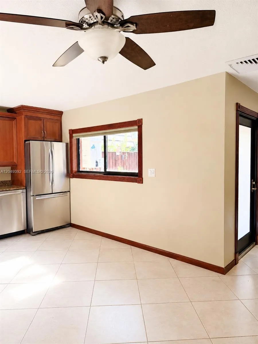 515 5th Ct Palm Beach Gardens, FL 33410