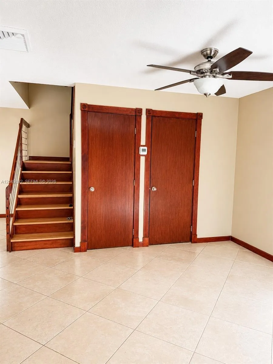 515 5th Ct Palm Beach Gardens, FL 33410