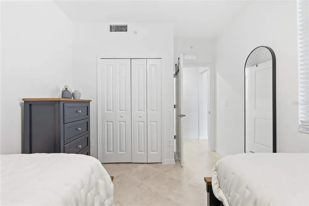 19015 SCALLOP LOOP #106 Bradenton, FL 34211