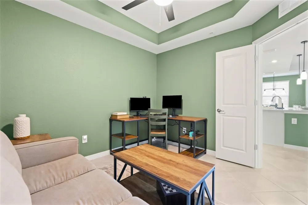 19015 SCALLOP LOOP #106 Bradenton, FL 34211