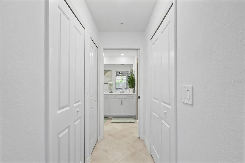 19015 SCALLOP LOOP #106 Bradenton, FL 34211