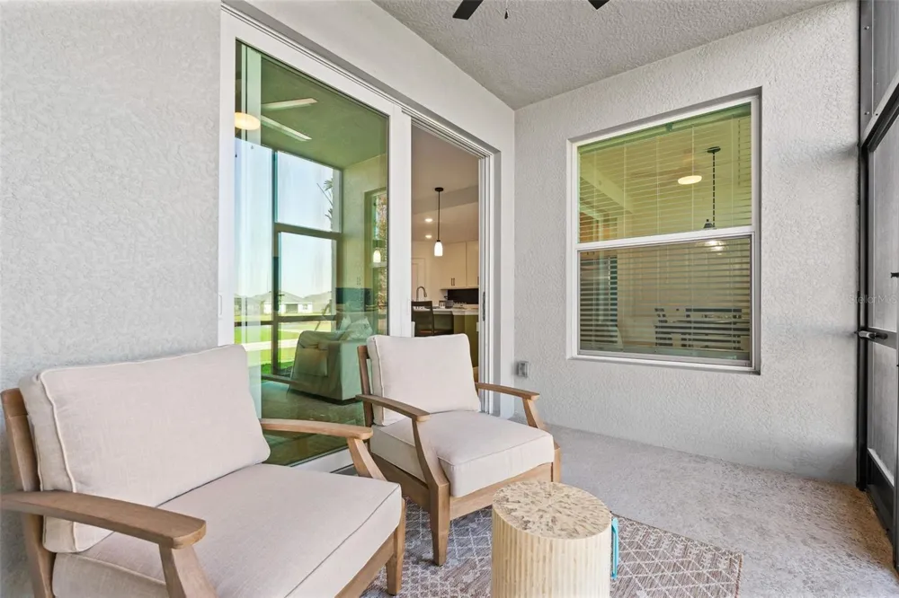 19015 SCALLOP LOOP #106 Bradenton, FL 34211