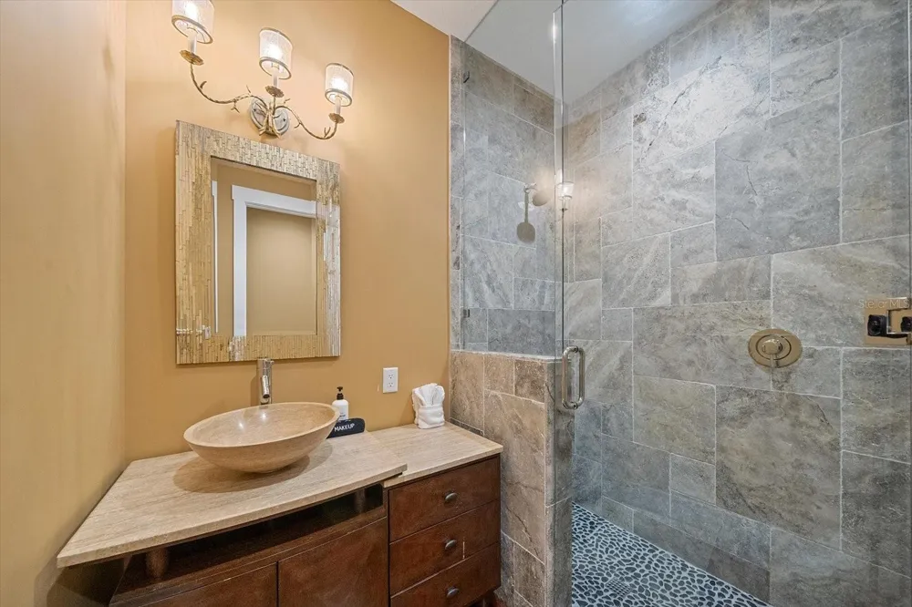 2395 HYDE PARK STREET Sarasota, FL 34239