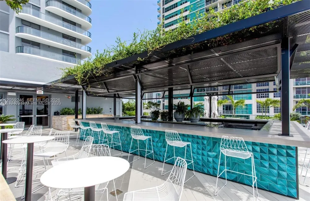121 NE 34th St #3105 Miami, FL 33137