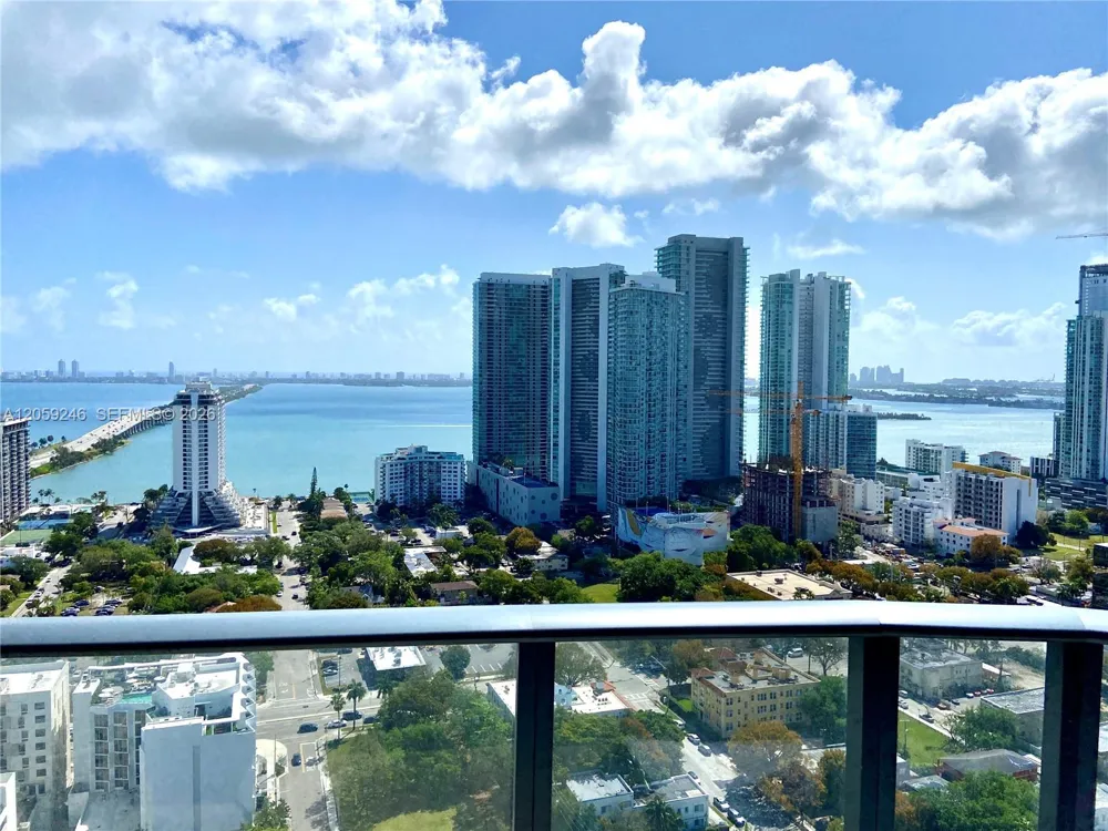 121 NE 34th St #3105 Miami, FL 33137