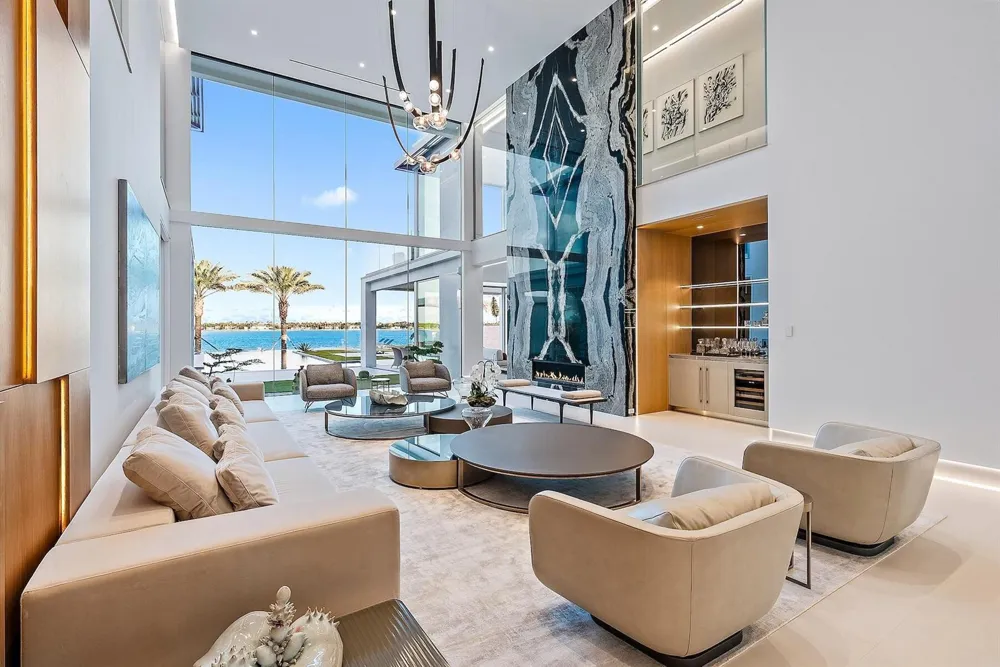 3030 WASHINGTON ROAD West Palm Beach, FL 33405