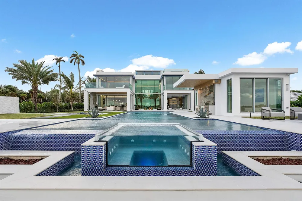 3030 WASHINGTON ROAD West Palm Beach, FL 33405