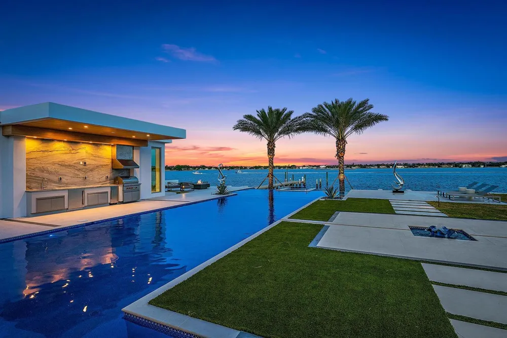 3030 WASHINGTON ROAD West Palm Beach, FL 33405