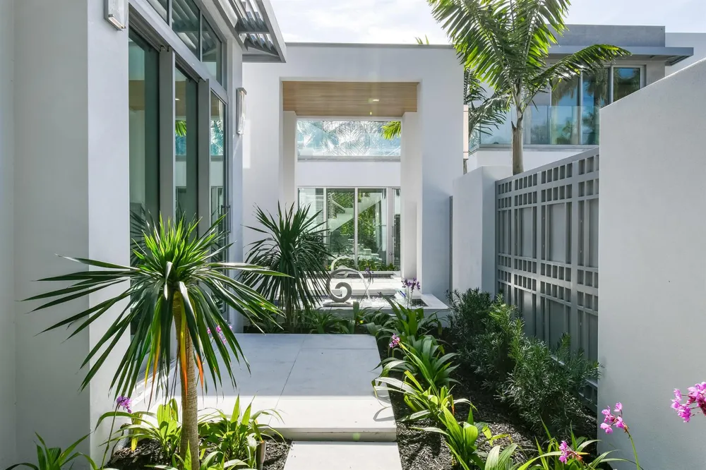 3030 WASHINGTON ROAD West Palm Beach, FL 33405