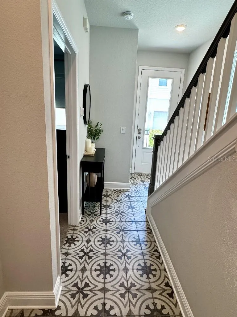 2317 LINDSTROM STREET Sarasota, FL 34237