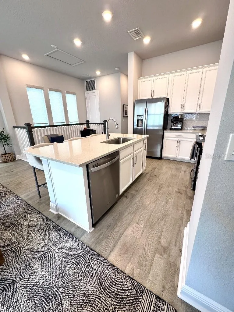 2317 LINDSTROM STREET Sarasota, FL 34237