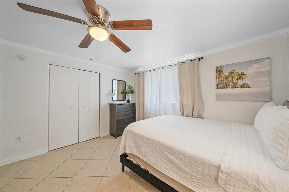 2135 LEE LANE Sarasota, FL 34231