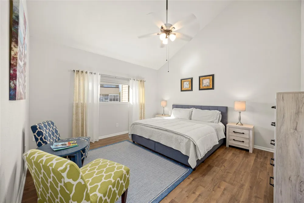 108 April Point Drive S Montgomery, TX 77356