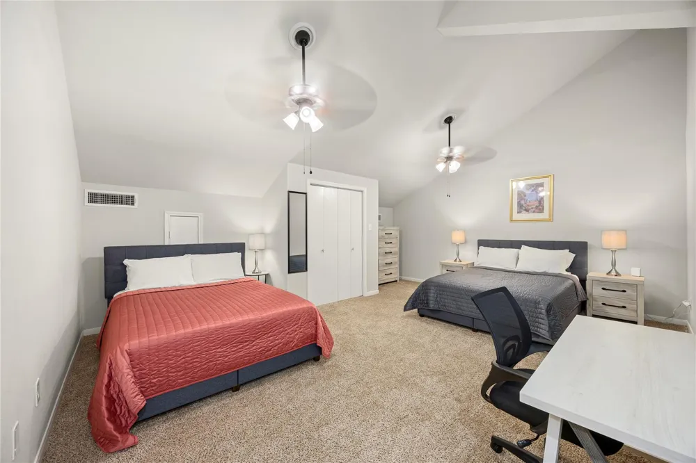 108 April Point Drive S Montgomery, TX 77356