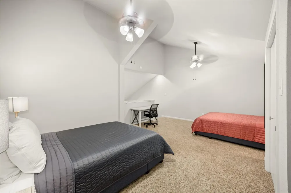 108 April Point Drive S Montgomery, TX 77356