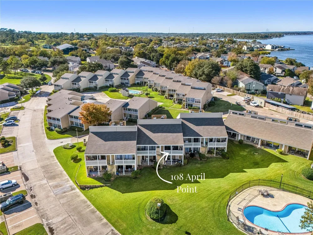 108 April Point Drive S Montgomery, TX 77356