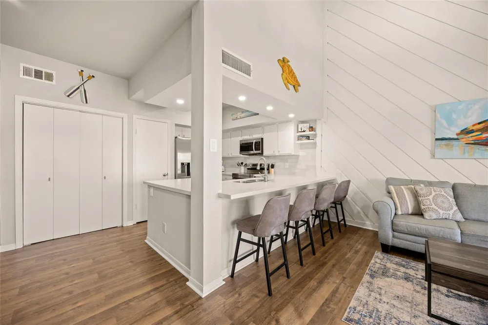108 April Point Drive S Montgomery, TX 77356