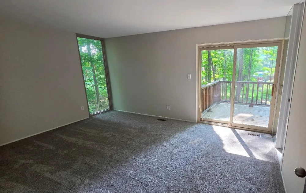 29204 Summerwood Road Farmington Hills, MI 48334