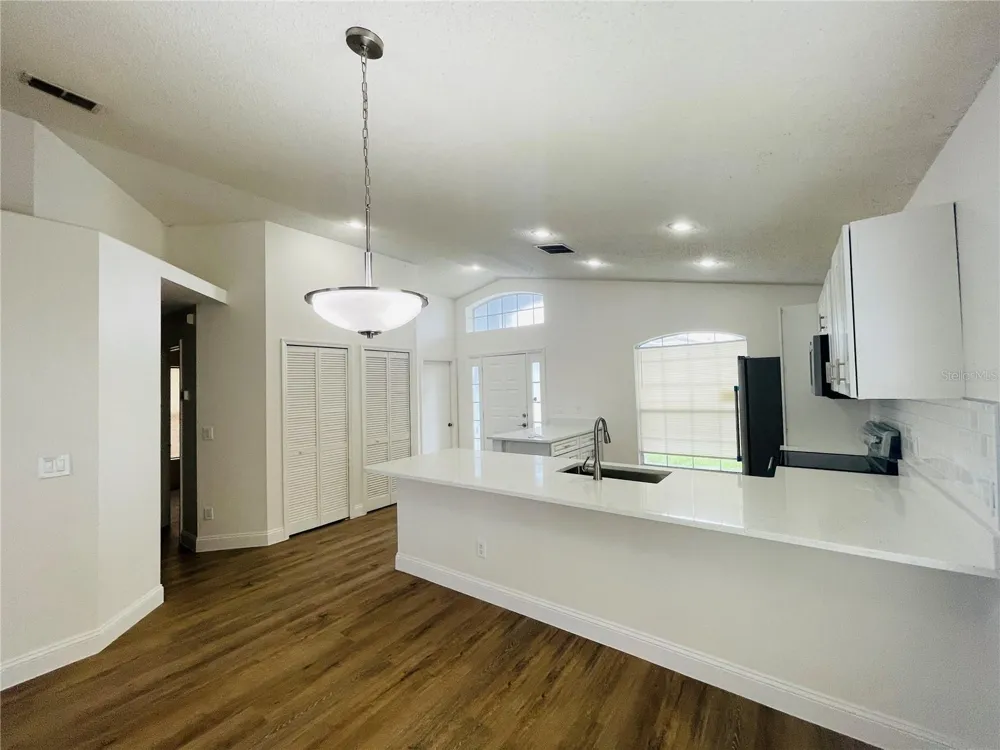 13403 GREENPOINTE DR Orlando, FL 32824