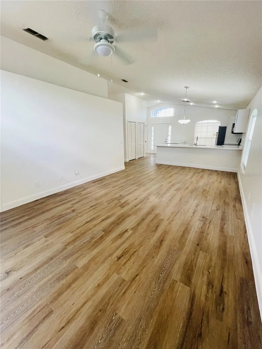 13403 GREENPOINTE DR Orlando, FL 32824
