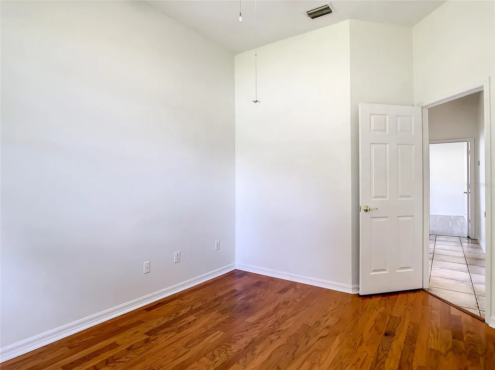 2811 BRANCH CREEK AVENUE Clearwater, FL 33760