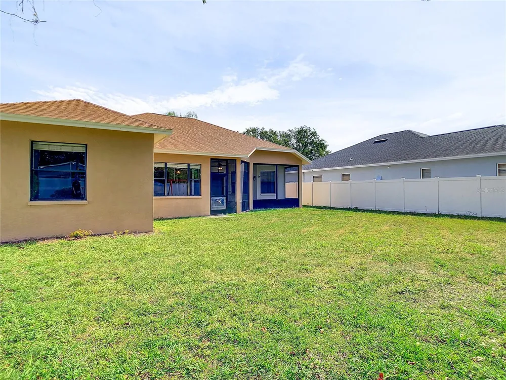 2811 BRANCH CREEK AVENUE Clearwater, FL 33760