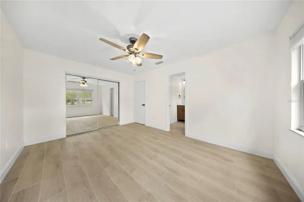 1805 DIERKER DRIVE Valrico, FL 33596