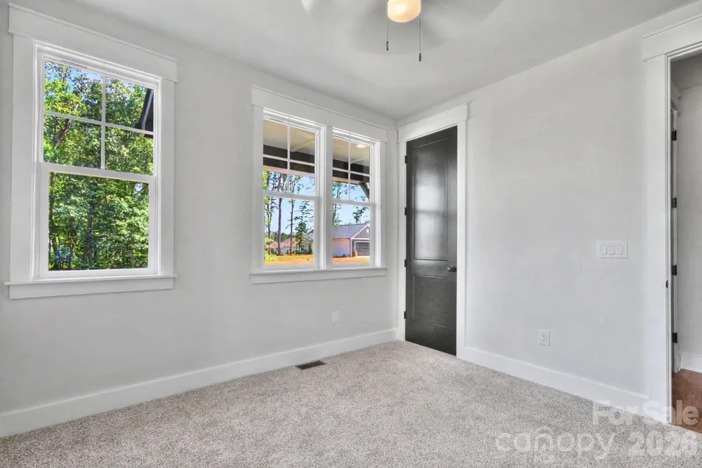 3159 Timber Run Lane Maiden, NC 28650