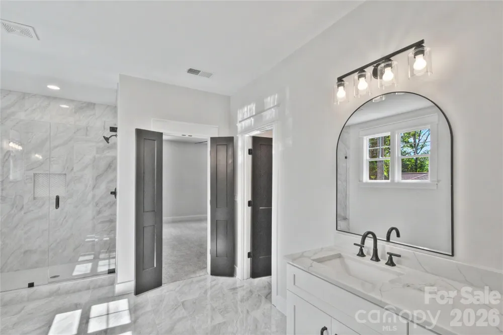 3159 Timber Run Lane Maiden, NC 28650