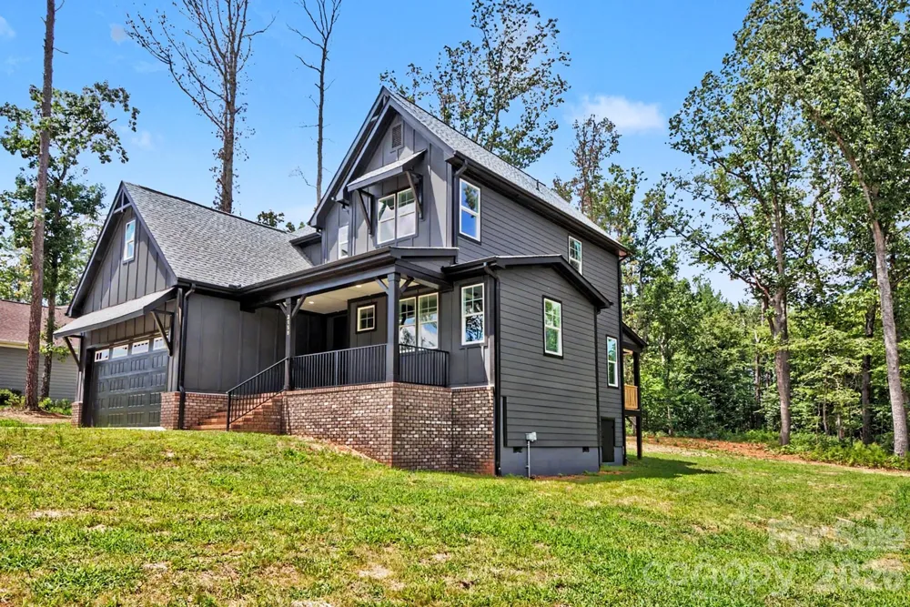 3159 Timber Run Lane Maiden, NC 28650