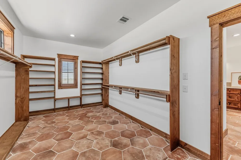 420 Fm 2110 Crockett, TX 75835