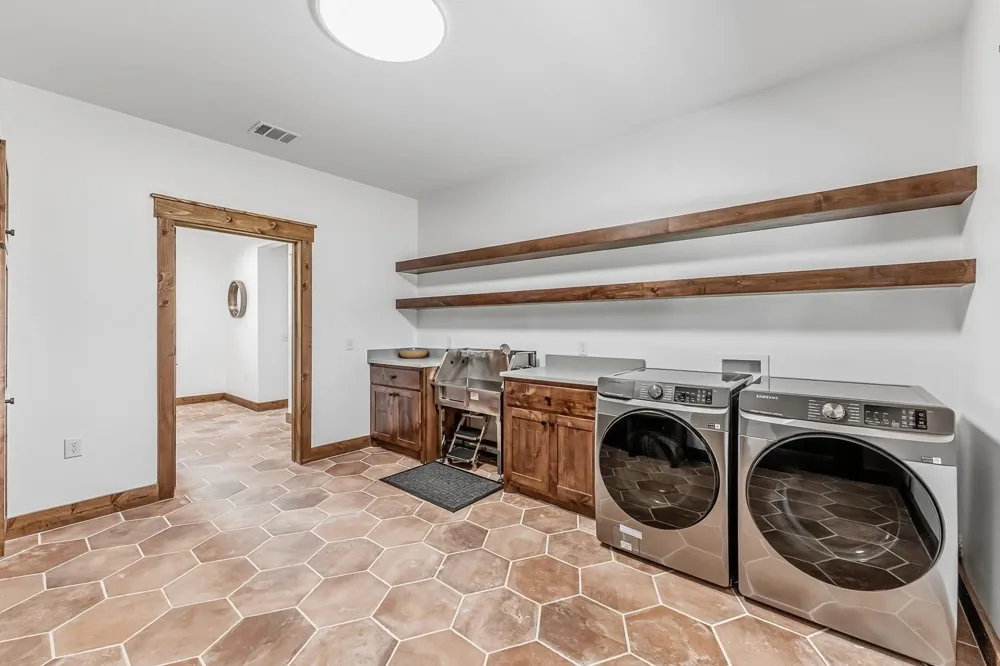 420 Fm 2110 Crockett, TX 75835
