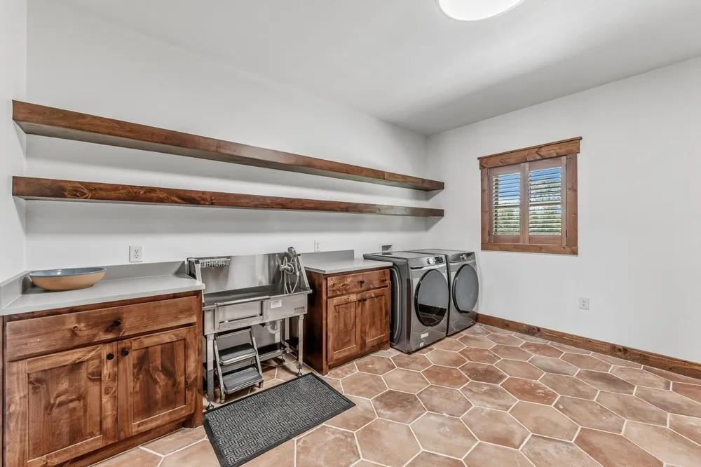 420 Fm 2110 Crockett, TX 75835